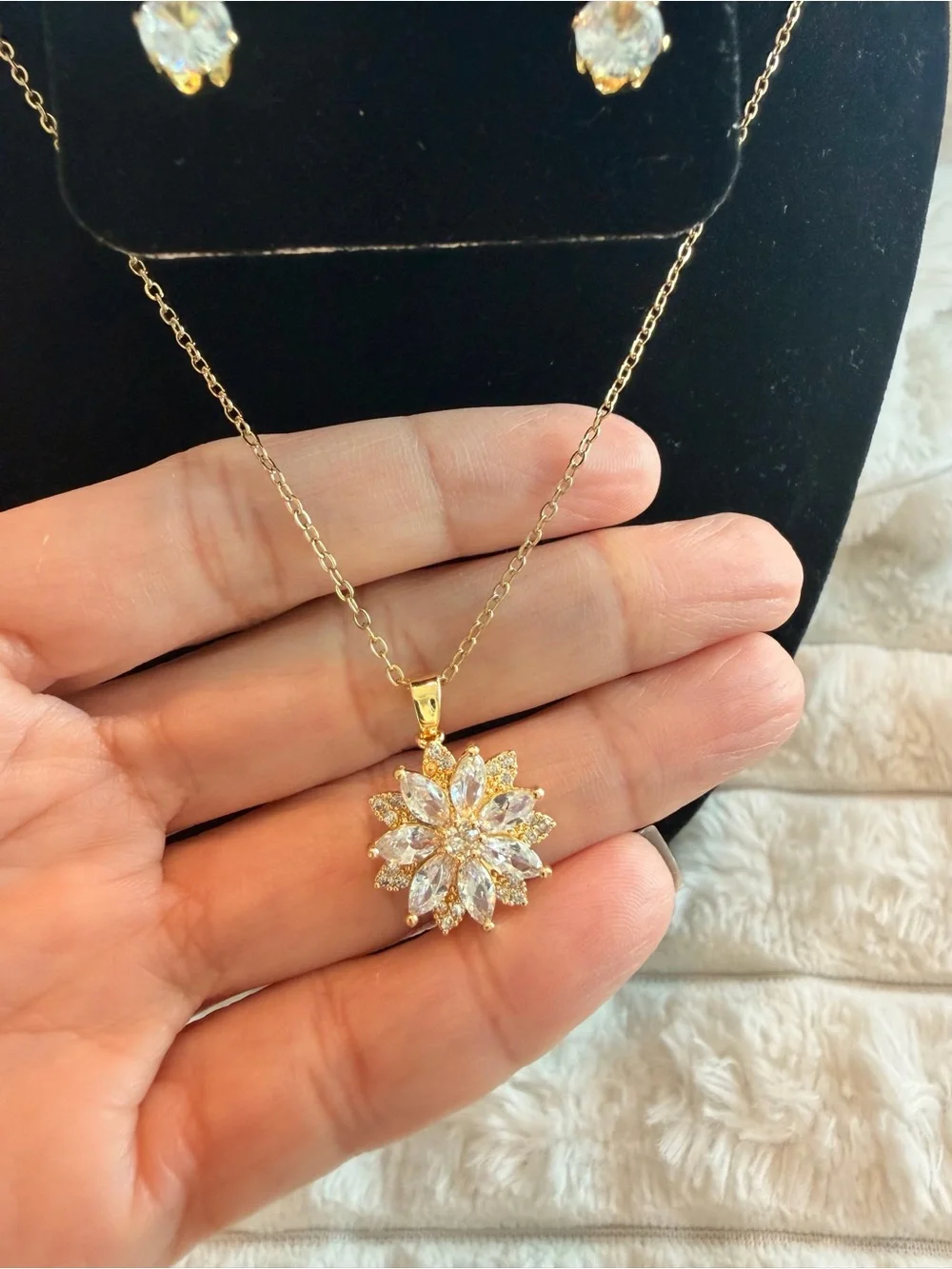 Gold Floral Crystal Pendant Necklace and Stud Earrings Set - Gold